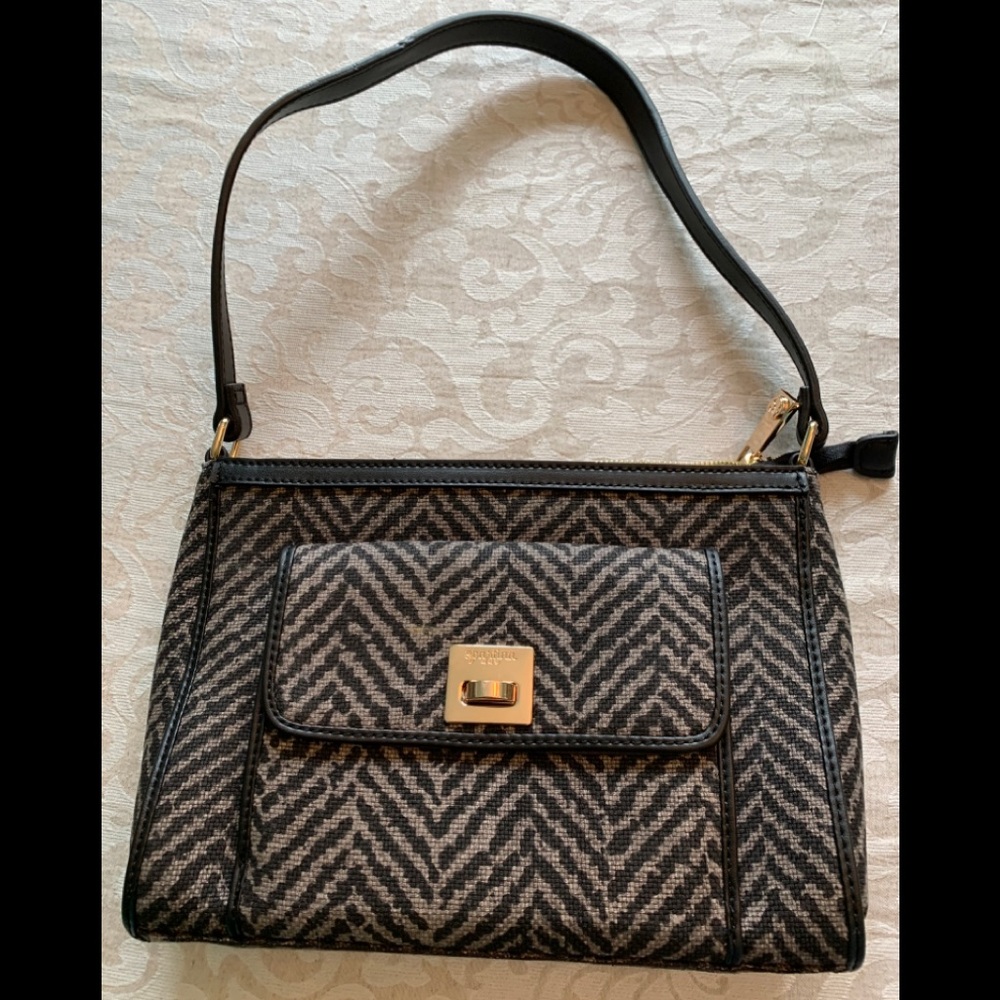 Spartina zip shoulder herringbone handbag